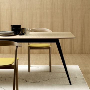 Table rectangulaire Aise pieds métal noir plateau chêne sega L. 210cm