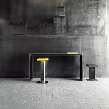 Console Heavy 130x35xH.75cm